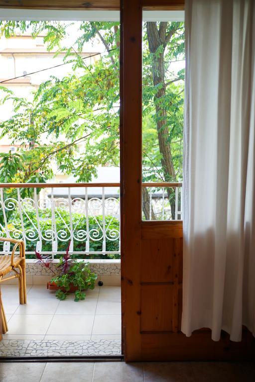 Guest House Barbov Obzor Rom bilde